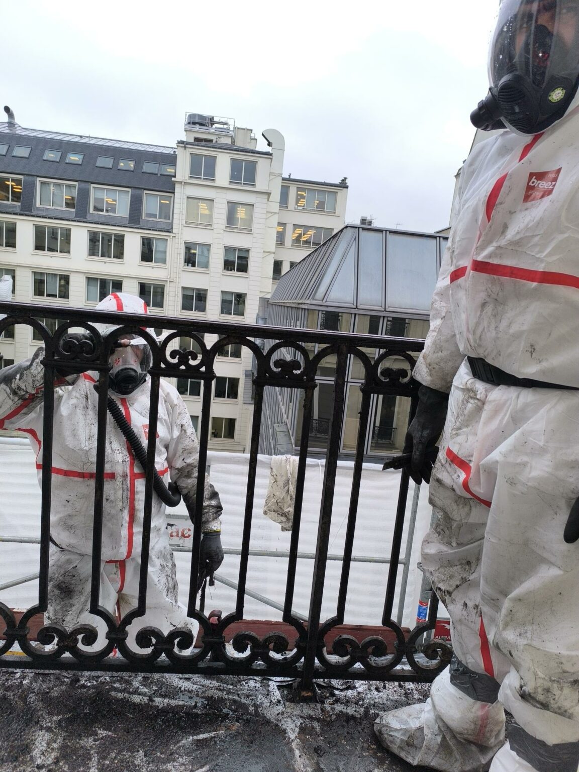 Décapage et recouvrement : le duo de choc pour un décapage complet